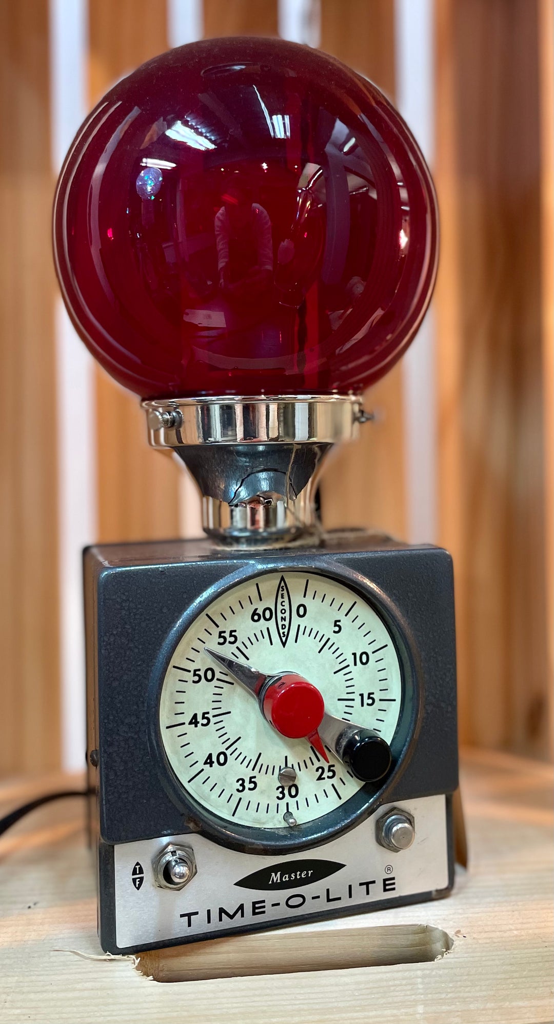 MASTER DARKROOM TIMER LAMP - E26 BULB AND RED GLASS SHADE INCLUDED