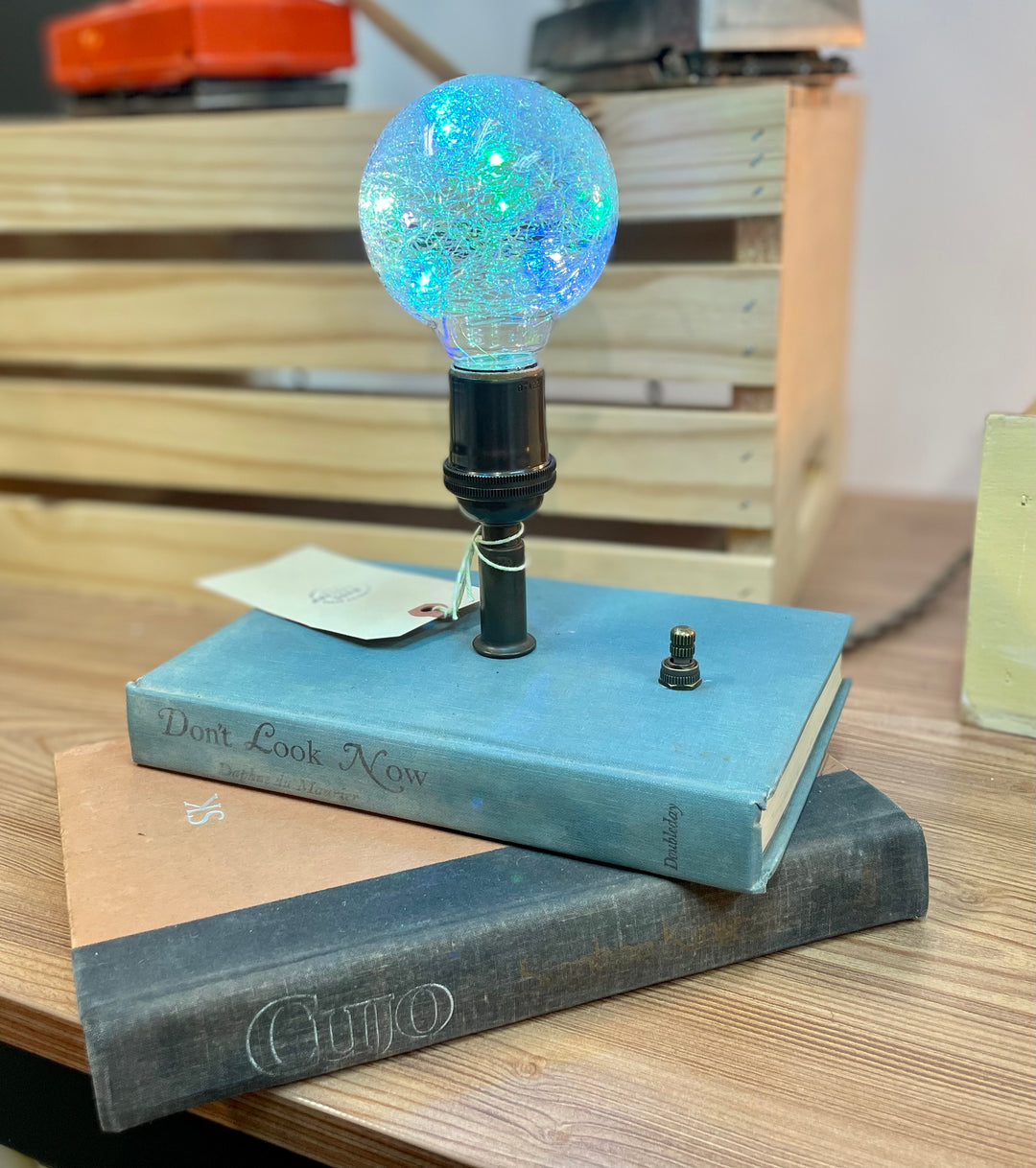 SK Cuju Book Lamp bulb included