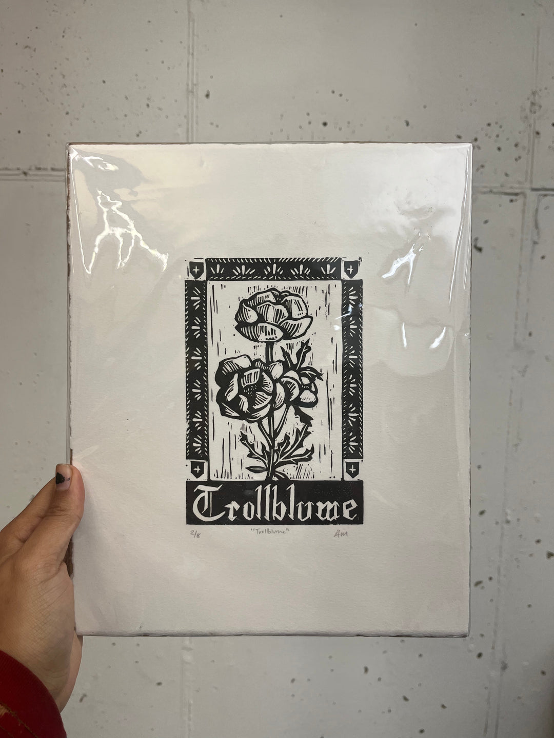Trollblume Floral Print